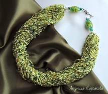 Beaded necklace "Lime"