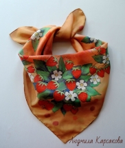 Батик платок из натурального шелка Клубника со сливками
